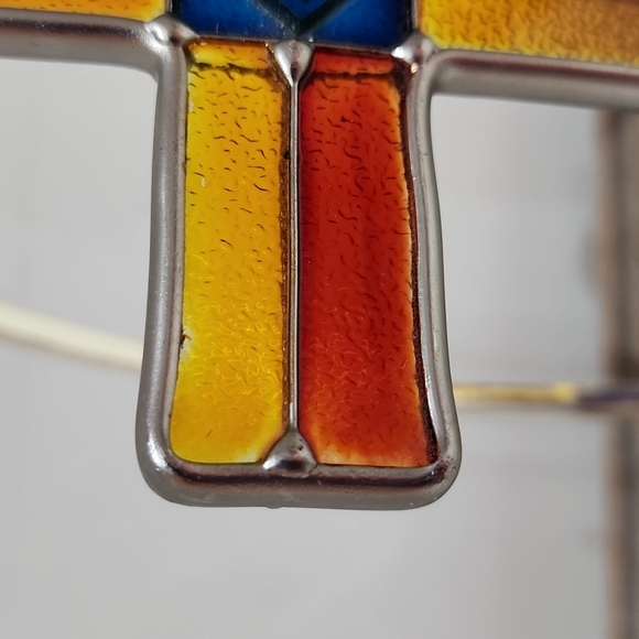 Stained glass hand crafted cross sun catcher - Picture 9 of 12